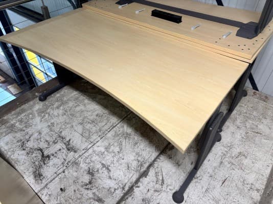 Handmatig verstelbaar zit-sta bureau 180×90 cm