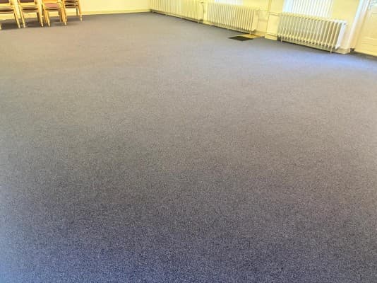 ±100 m² gebruikte Desso tapijttegels